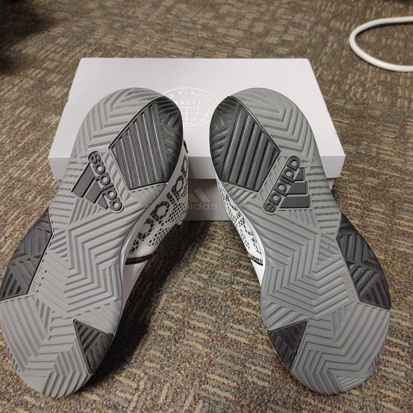 Adidas OWNTHEGAME 2.0 - Picture 2 of 7